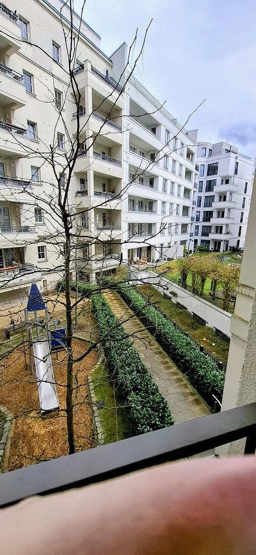 Predaj bytu 3-izbový 110 m², Berlin, Berlín Predaj bytu 3-izbový 110 m², Berlin, Berlín