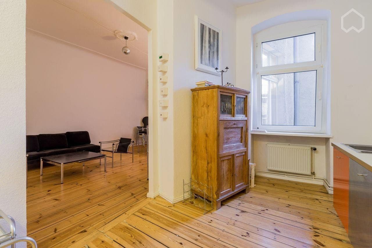 Predaj bytu 2-izbový 76 m², Huttenstrasse 28, Berlin, Berlín Predaj bytu 2-izbový 76 m², Huttenstrasse 28, Berlin, Berlín