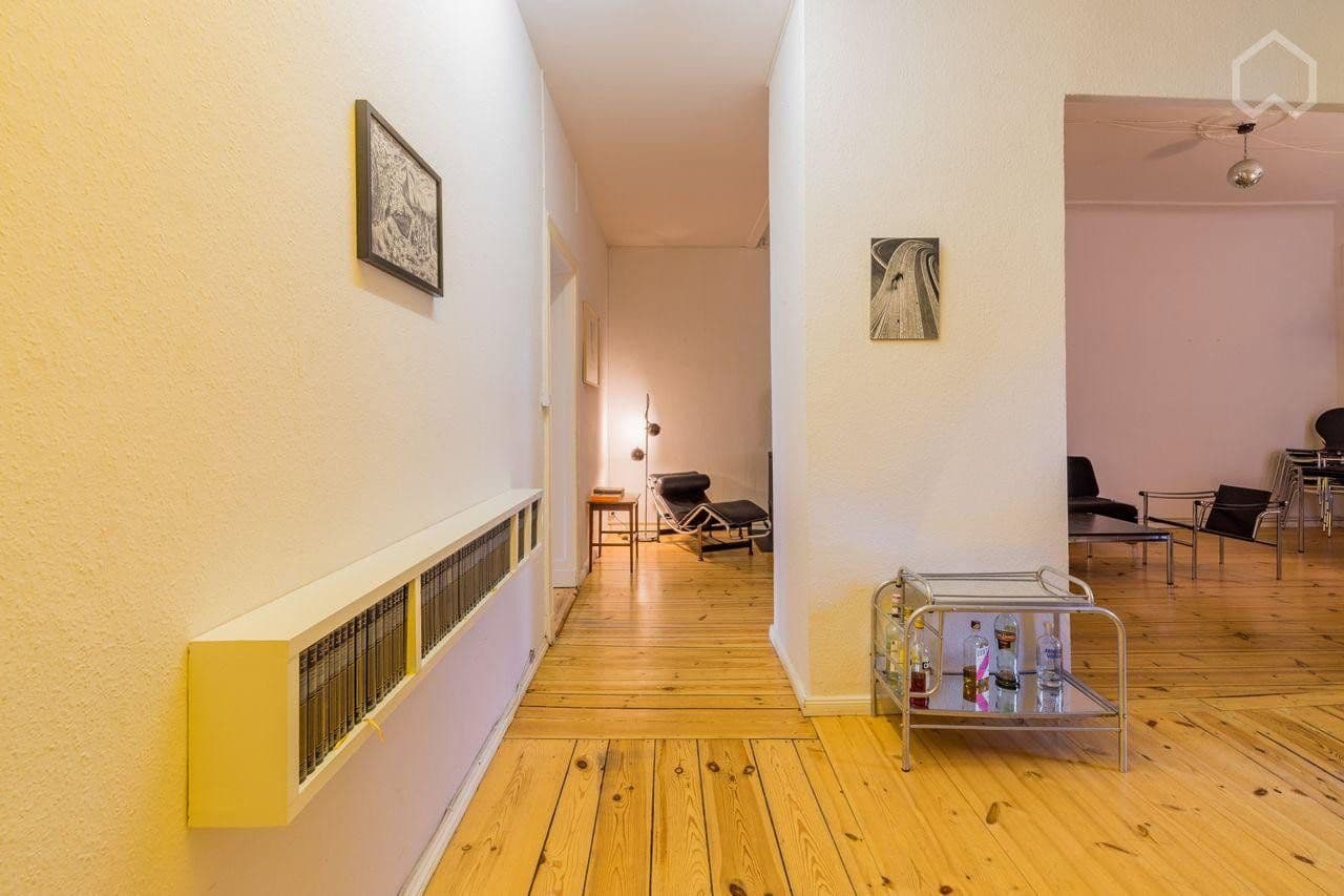 Predaj bytu 2-izbový 76 m², Huttenstrasse 28, Berlin, Berlín Predaj bytu 2-izbový 76 m², Huttenstrasse 28, Berlin, Berlín