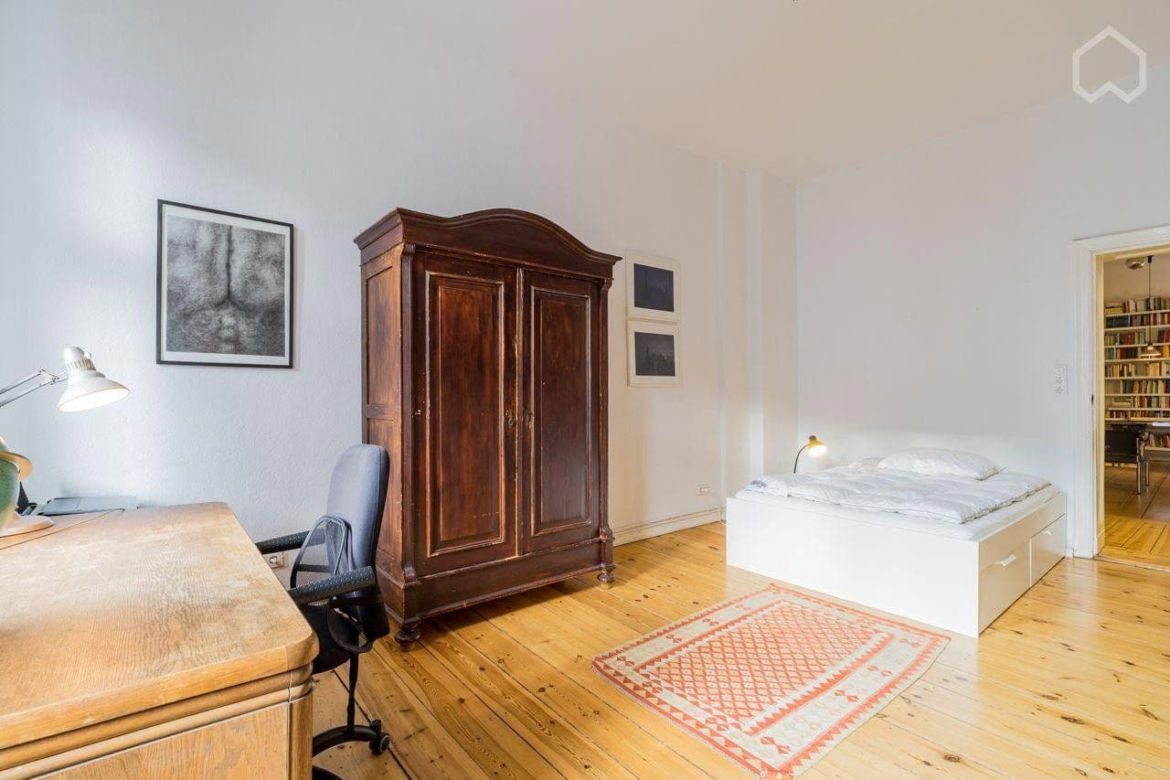 Predaj bytu 2-izbový 76 m², Huttenstrasse 28, Berlin, Berlín Predaj bytu 2-izbový 76 m², Huttenstrasse 28, Berlin, Berlín