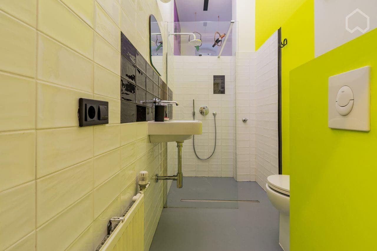 Predaj bytu 2-izbový 76 m², Huttenstrasse 28, Berlin, Berlín Predaj bytu 2-izbový 76 m², Huttenstrasse 28, Berlin, Berlín