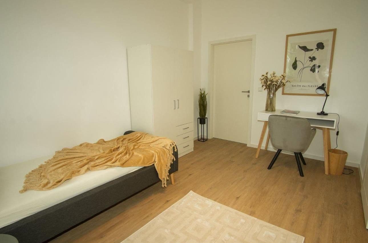 Prenájom bytu 1-izbový 20 m², Durlach, Bádensko-Wurttembersko Prenájom bytu 1-izbový 20 m², Durlach, Bádensko-Wurttembersko