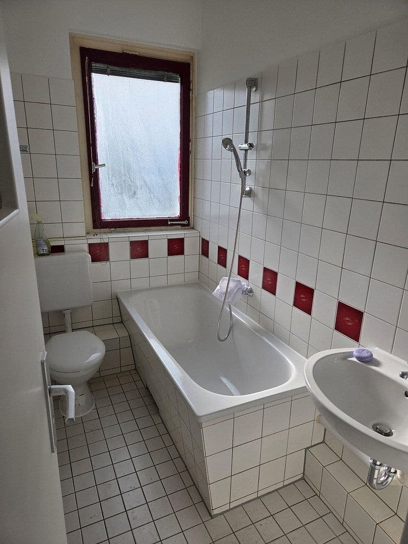 Prenájom bytu 1-izbový 35 m², Berlin, Berlín Prenájom bytu 1-izbový 35 m², Berlin, Berlín