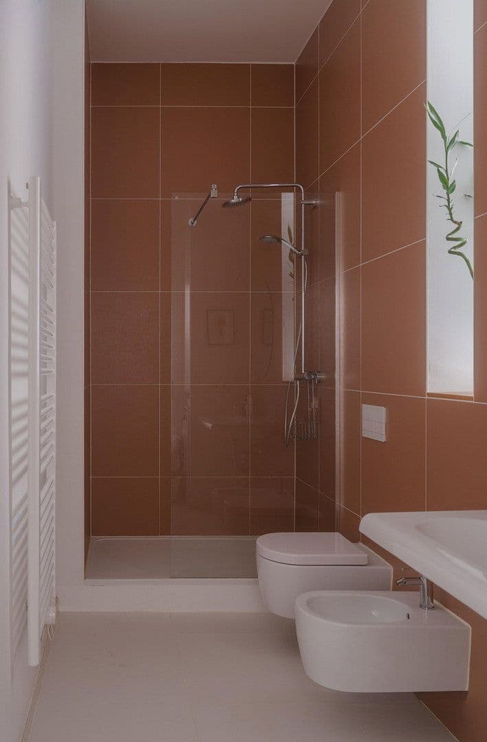 Predaj bytu 2-izbový 70 m², Berlin, Berlín Predaj bytu 2-izbový 70 m², Berlin, Berlín