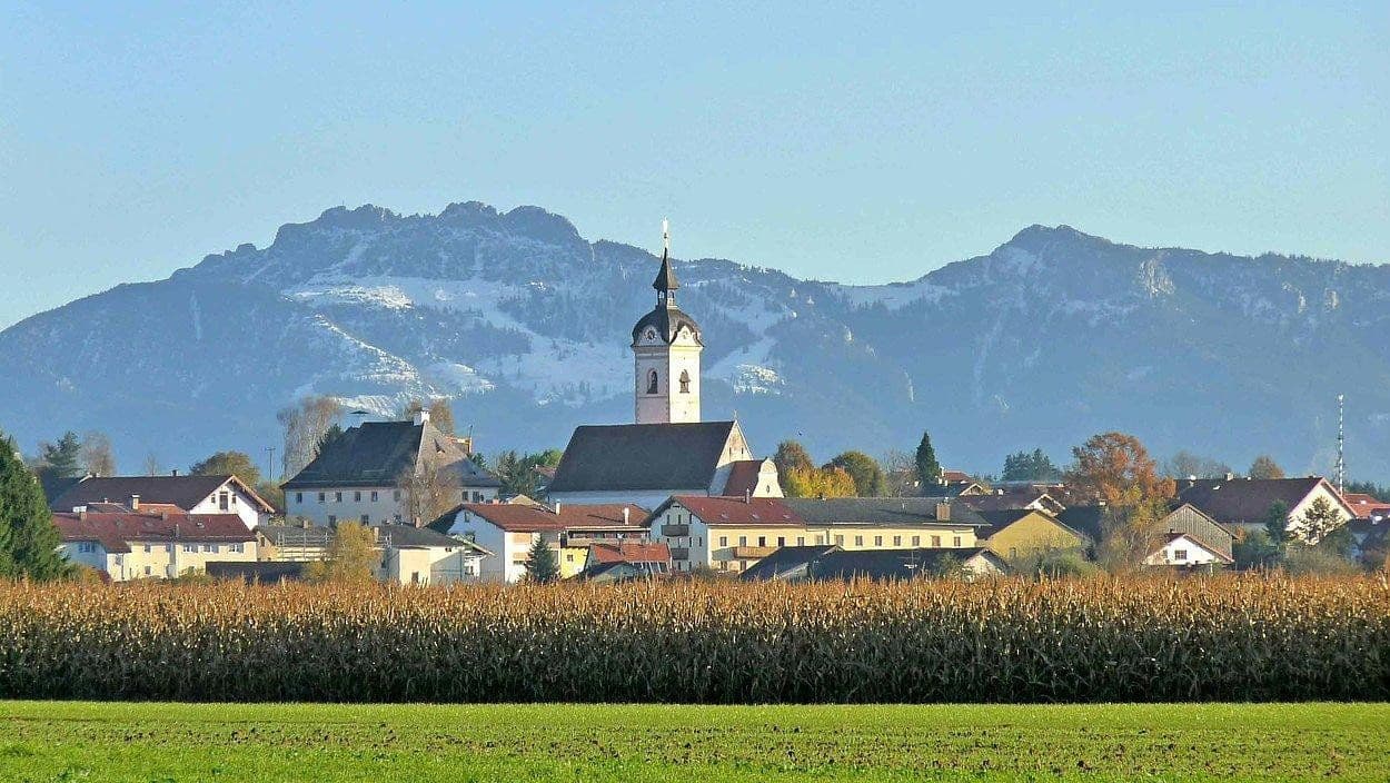 Prenájom domu 155 m², pozemek 250 m², Vogtareuth, Bavorsko Prenájom domu 155 m², pozemek 250 m², Vogtareuth, Bavorsko