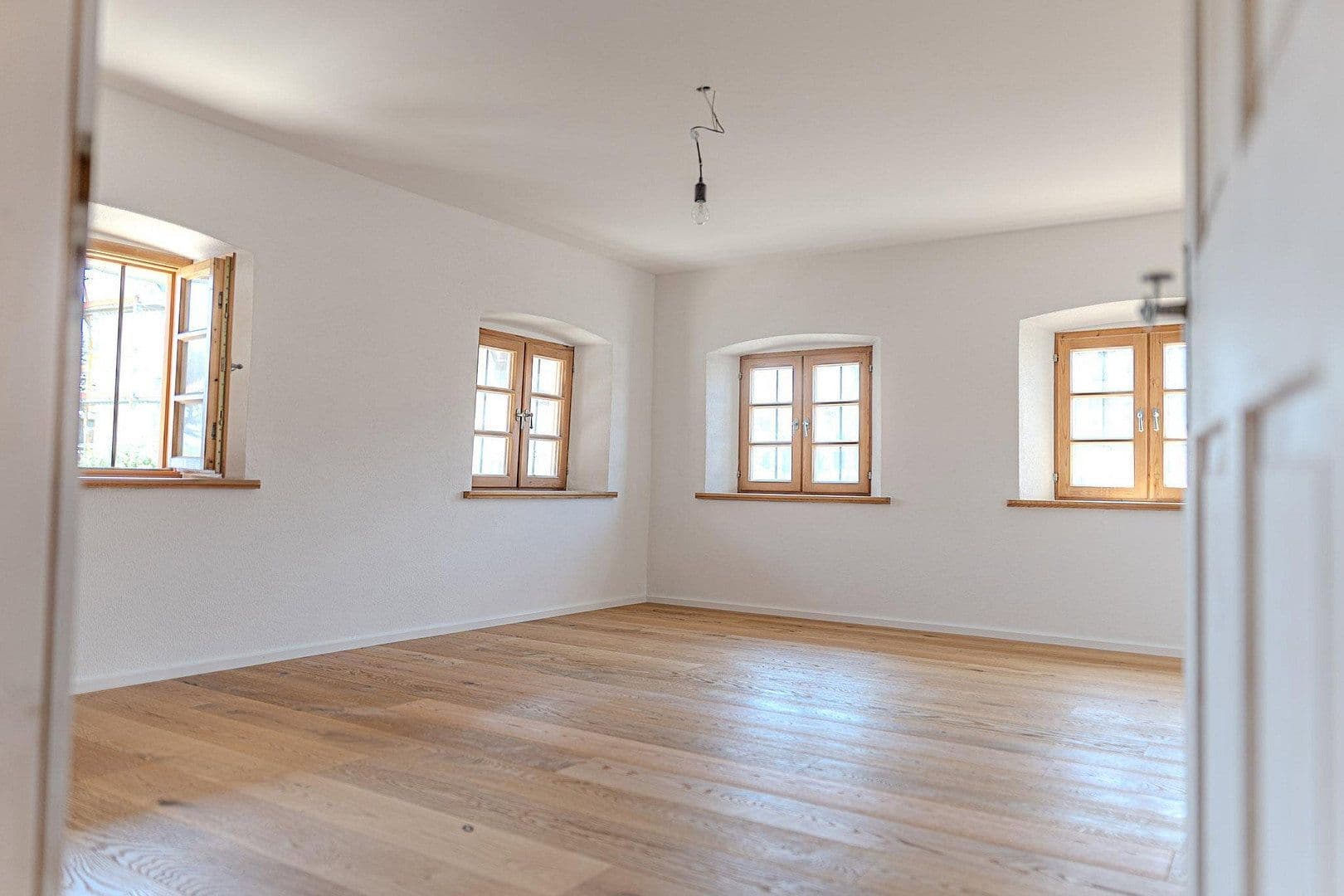 Prenájom domu 155 m², pozemek 250 m², Vogtareuth, Bavorsko Prenájom domu 155 m², pozemek 250 m², Vogtareuth, Bavorsko