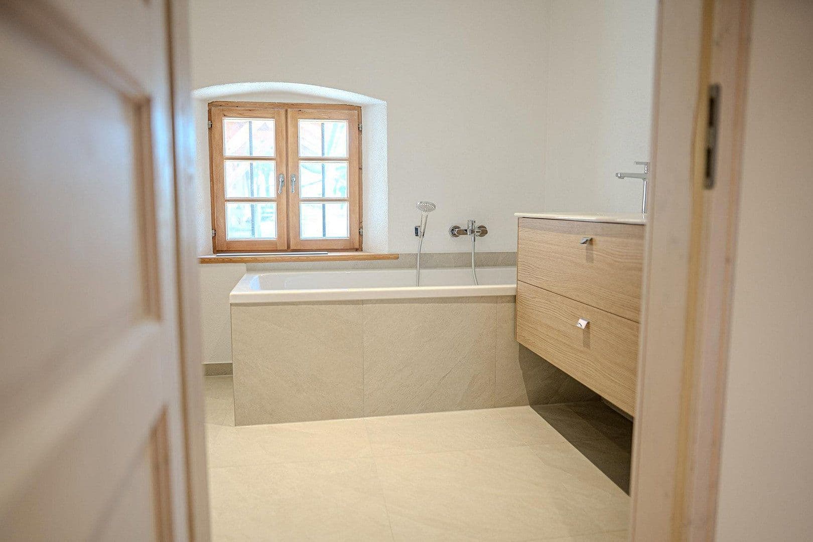Prenájom domu 155 m², pozemek 250 m², Vogtareuth, Bavorsko Prenájom domu 155 m², pozemek 250 m², Vogtareuth, Bavorsko
