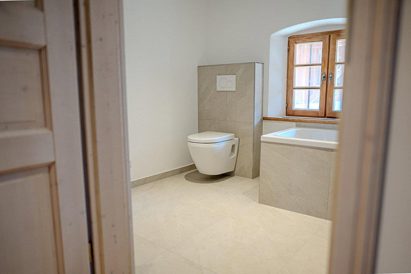Prenájom domu 155 m², pozemek 250 m², Vogtareuth, Bavorsko Prenájom domu 155 m², pozemek 250 m², Vogtareuth, Bavorsko