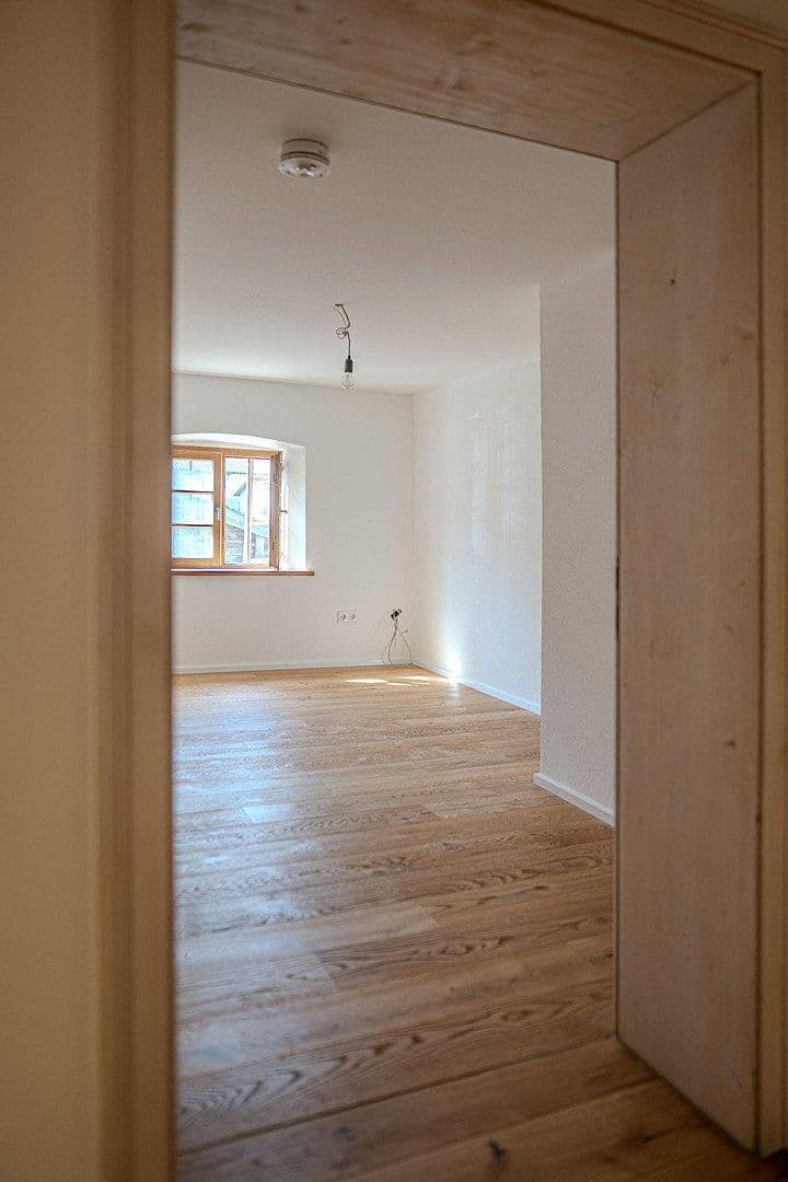 Prenájom domu 155 m², pozemek 250 m², Vogtareuth, Bavorsko Prenájom domu 155 m², pozemek 250 m², Vogtareuth, Bavorsko