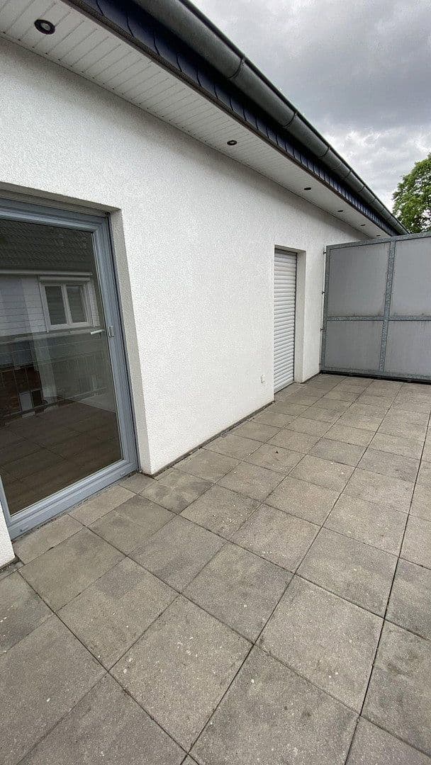 Prenájom domu 130 m², pozemek 300 m², Hamburg, Hamburg Prenájom domu 130 m², pozemek 300 m², Hamburg, Hamburg