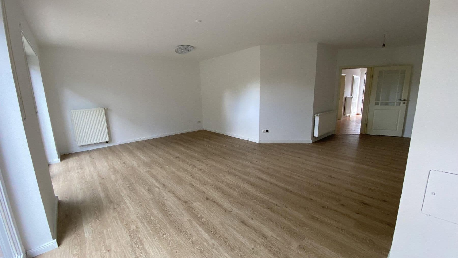 Prenájom domu 130 m², pozemek 300 m², Hamburg, Hamburg Prenájom domu 130 m², pozemek 300 m², Hamburg, Hamburg