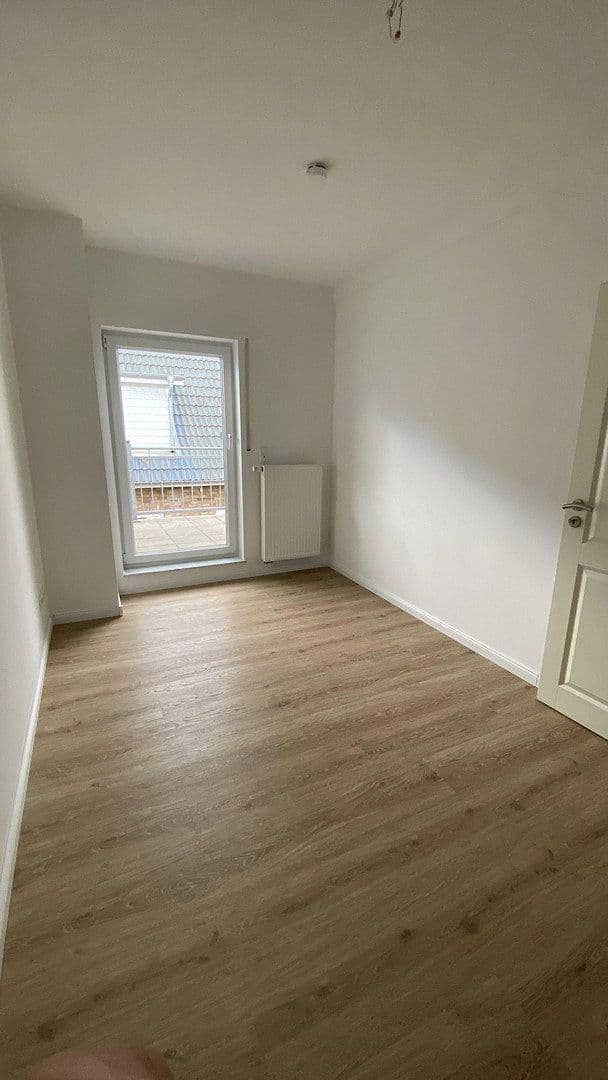 Prenájom domu 130 m², pozemek 300 m², Hamburg, Hamburg Prenájom domu 130 m², pozemek 300 m², Hamburg, Hamburg