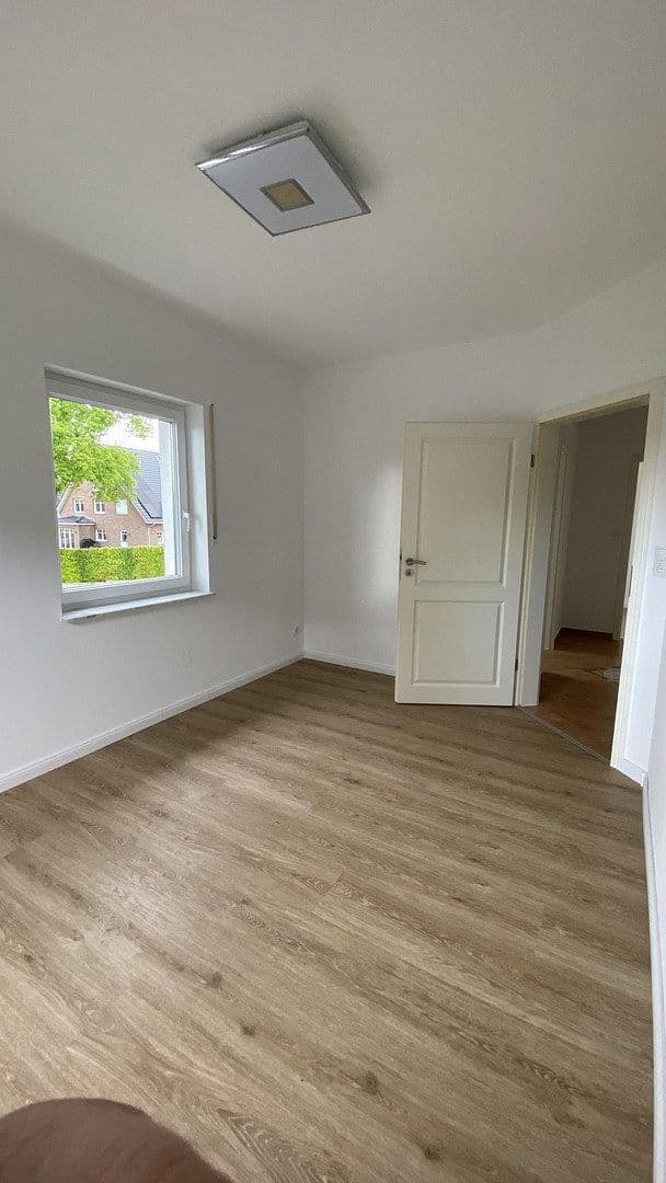 Prenájom domu 130 m², pozemek 300 m², Hamburg, Hamburg Prenájom domu 130 m², pozemek 300 m², Hamburg, Hamburg