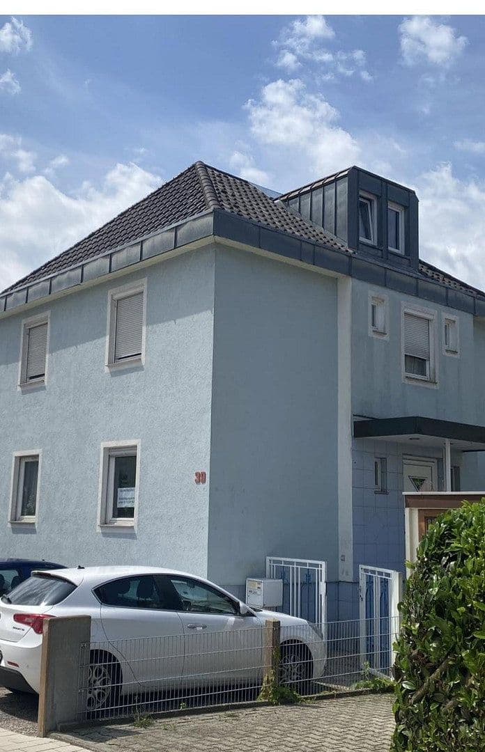 Predaj domu 159 m², pozemek 303 m², Ostfildern, Bádensko-Wurttembersko Predaj domu 159 m², pozemek 303 m², Ostfildern, Bádensko-Wurttembersko