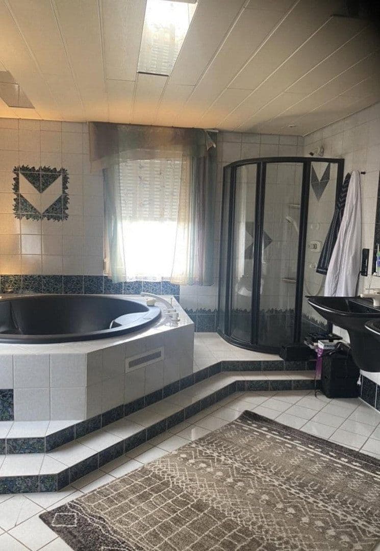 Predaj domu 159 m², pozemek 303 m², Ostfildern, Bádensko-Wurttembersko Predaj domu 159 m², pozemek 303 m², Ostfildern, Bádensko-Wurttembersko
