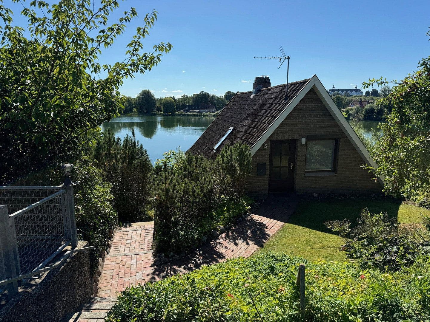 Predaj domu 116 m², pozemek 536 m², Plön, Šlezvicko-Holštajnsko Predaj domu 116 m², pozemek 536 m², Plön, Šlezvicko-Holštajnsko