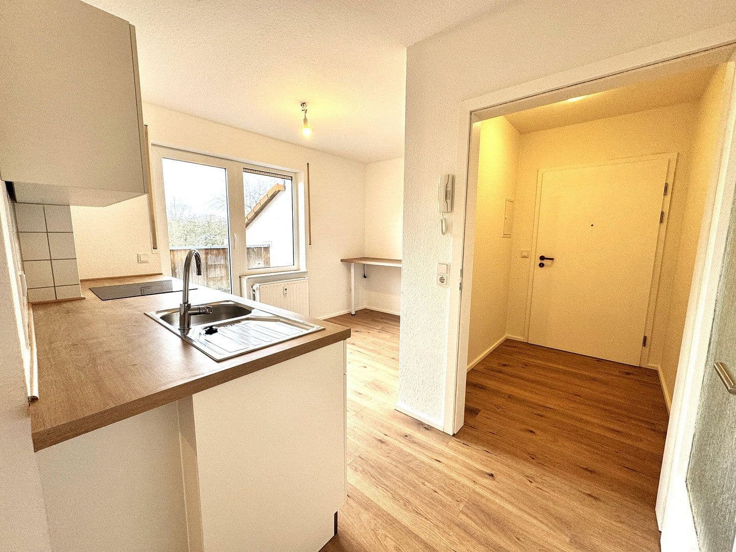 Prenájom bytu 1-izbový 45 m², Kassel, Hesensko Prenájom bytu 1-izbový 45 m², Kassel, Hesensko