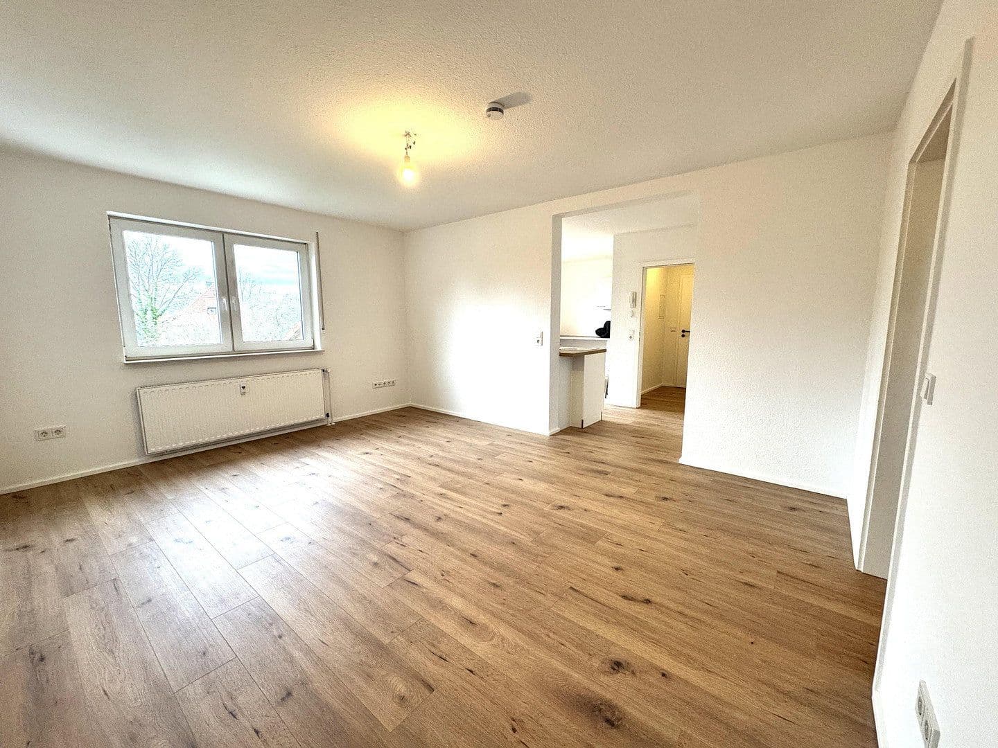 Prenájom bytu 1-izbový 45 m², Kassel, Hesensko Prenájom bytu 1-izbový 45 m², Kassel, Hesensko