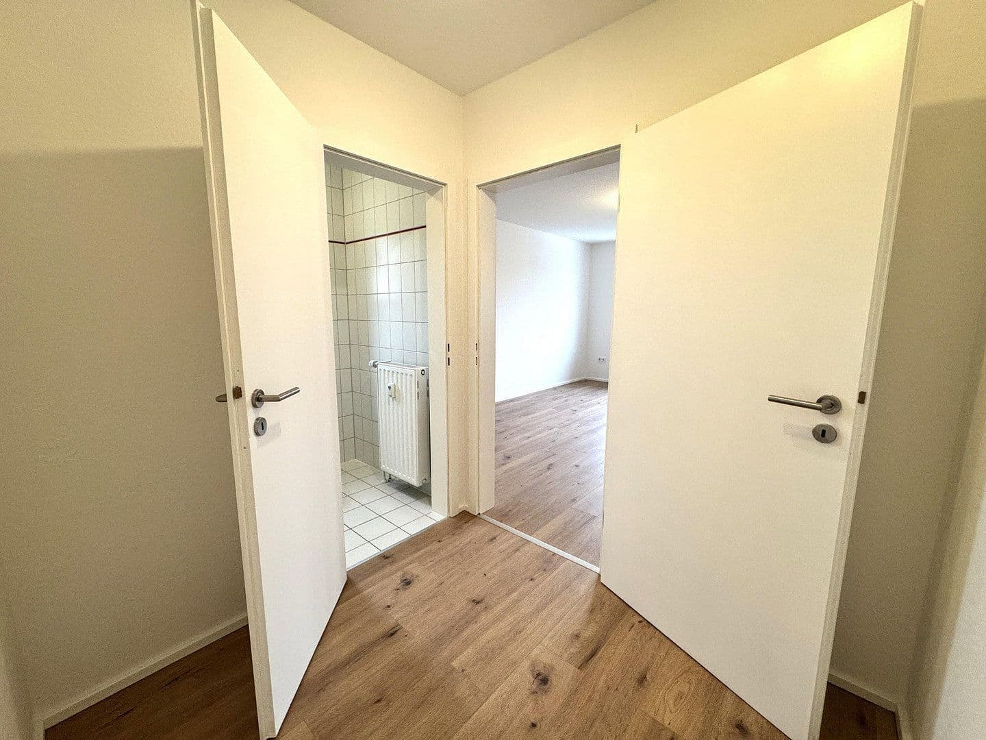 Prenájom bytu 1-izbový 45 m², Kassel, Hesensko Prenájom bytu 1-izbový 45 m², Kassel, Hesensko