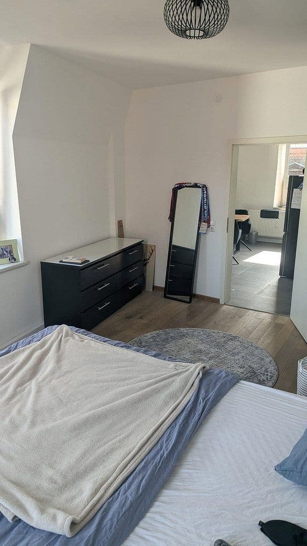 Prenájom bytu 2-izbový 65 m², Untere Baustraße 17, Nürnberg, Bavorsko Prenájom bytu 2-izbový 65 m², Untere Baustraße 17, Nürnberg, Bavorsko