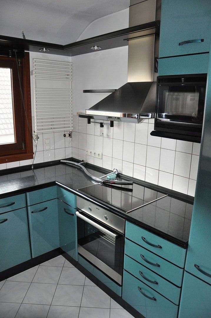 Prenájom bytu 4-izbový 82 m², Bad Vilbel, Hesensko Prenájom bytu 4-izbový 82 m², Bad Vilbel, Hesensko