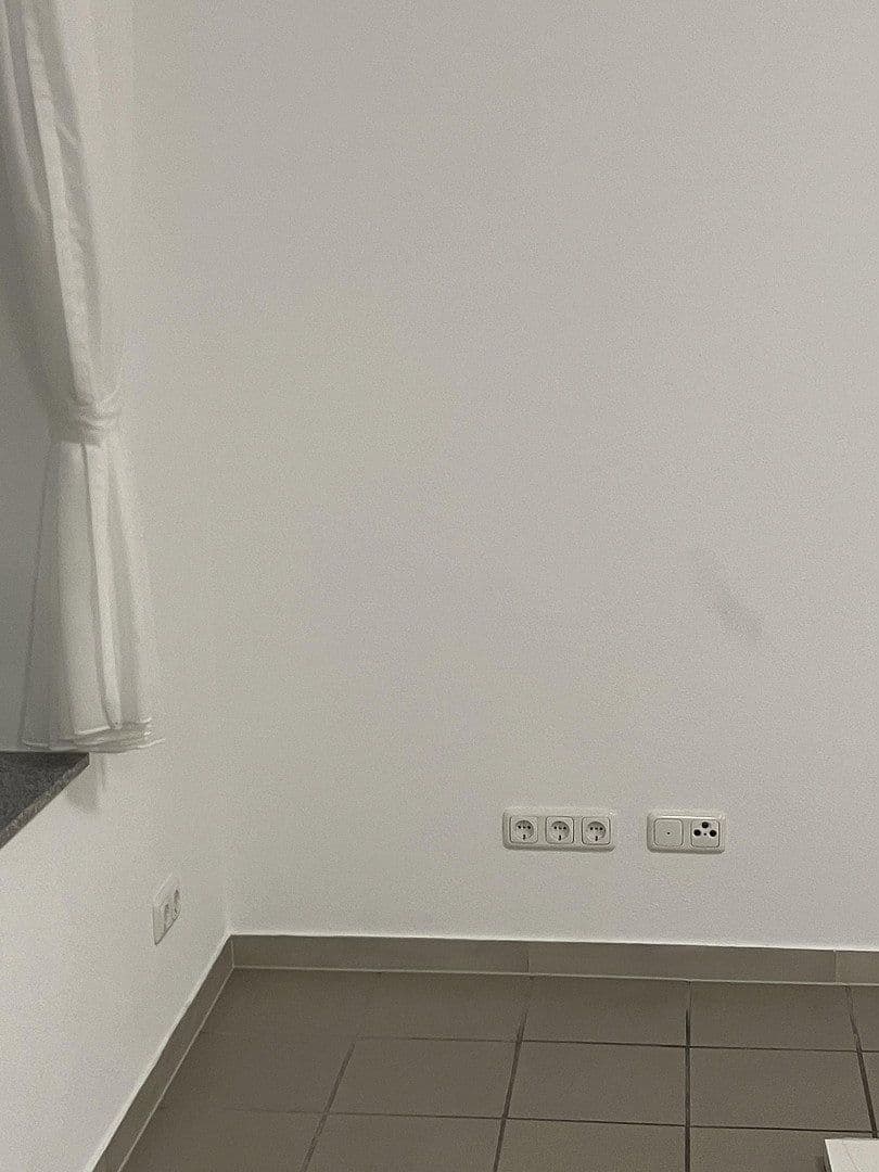 Prenájom bytu 3-izbový 90 m², Bahnhofstraße 47, Groß-Bieberau, Hesensko Prenájom bytu 3-izbový 90 m², Bahnhofstraße 47, Groß-Bieberau, Hesensko