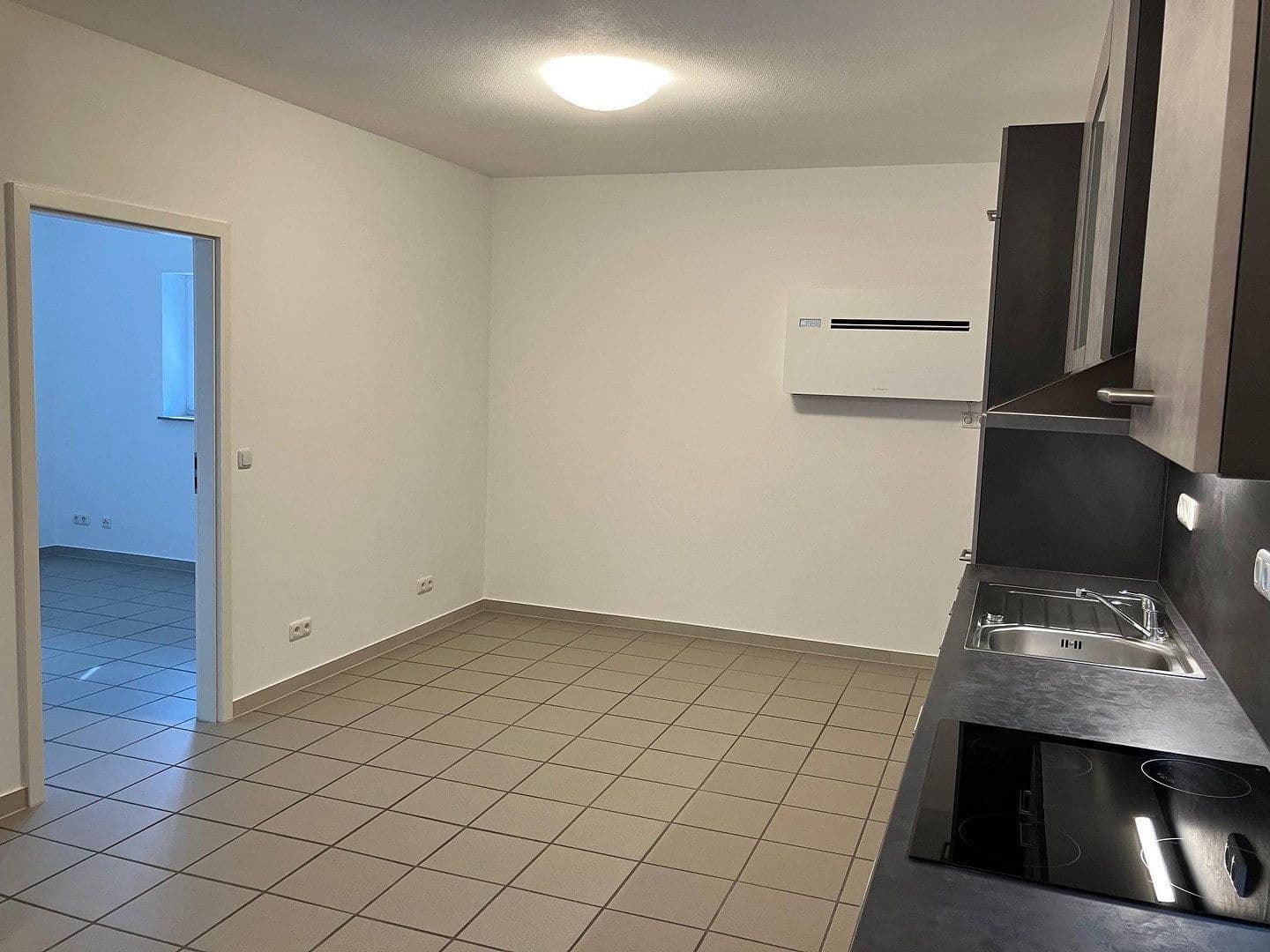 Prenájom bytu 3-izbový 90 m², Bahnhofstraße 47, Groß-Bieberau, Hesensko Prenájom bytu 3-izbový 90 m², Bahnhofstraße 47, Groß-Bieberau, Hesensko