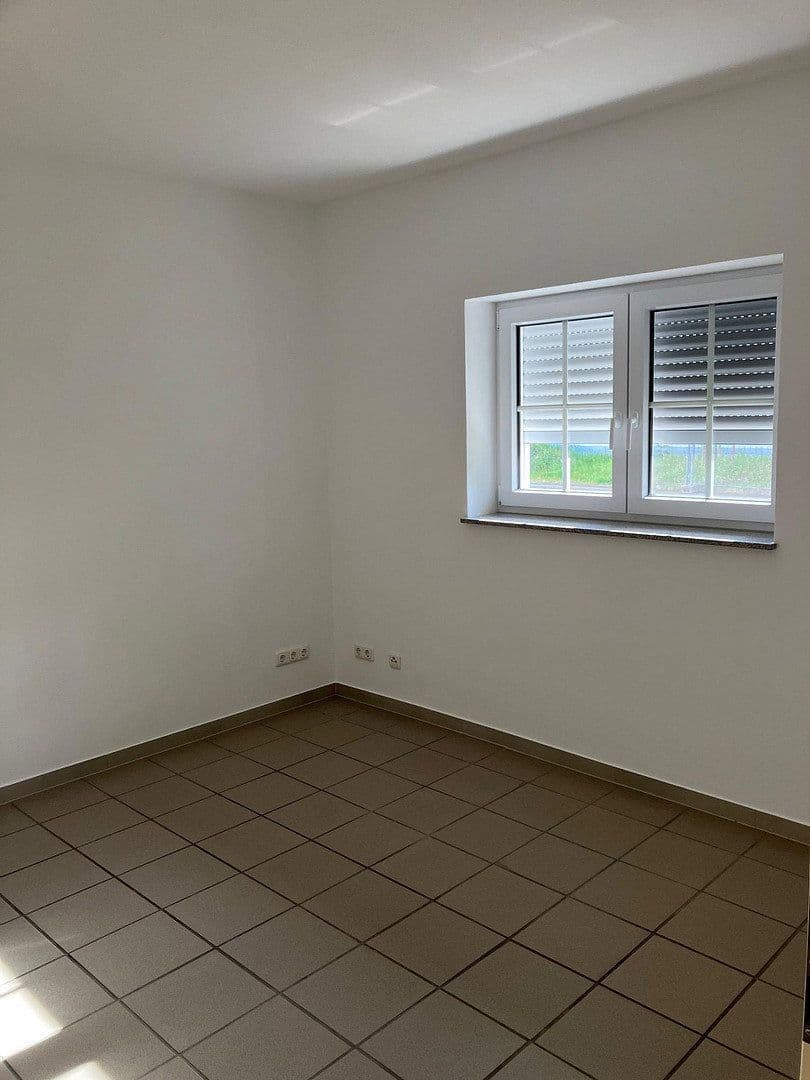 Prenájom bytu 3-izbový 90 m², Bahnhofstraße 47, Groß-Bieberau, Hesensko Prenájom bytu 3-izbový 90 m², Bahnhofstraße 47, Groß-Bieberau, Hesensko