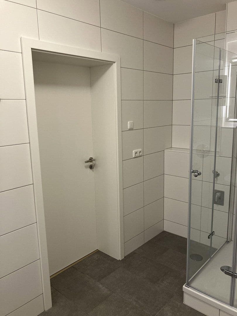 Prenájom bytu 3-izbový 90 m², Bahnhofstraße 47, Groß-Bieberau, Hesensko Prenájom bytu 3-izbový 90 m², Bahnhofstraße 47, Groß-Bieberau, Hesensko