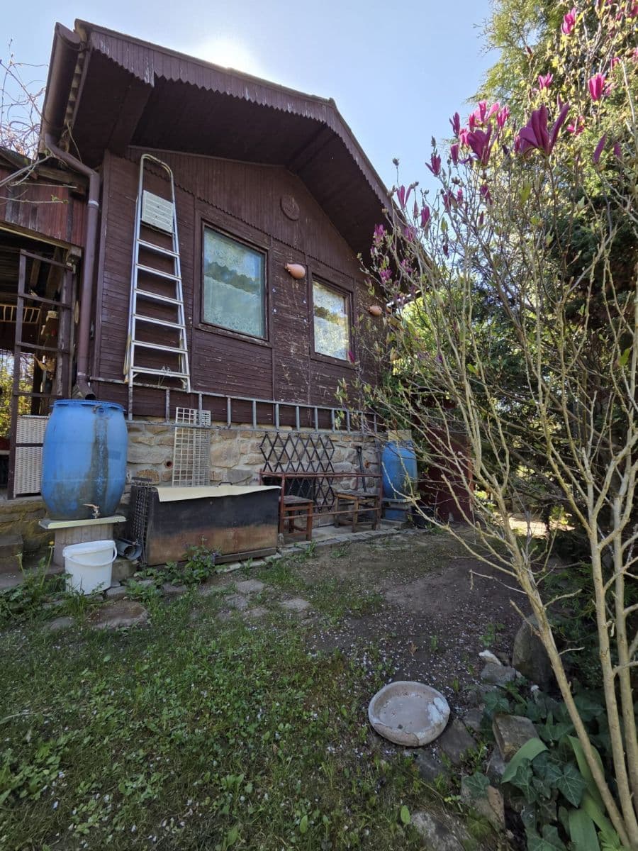 Predaj rekreačného objektu 16 m², pozemek 360 m², U Martínka, Písek, Jihočeský kraj Predaj rekreačného objektu 16 m², pozemek 360 m², U Martínka, Písek, Jihočeský kraj