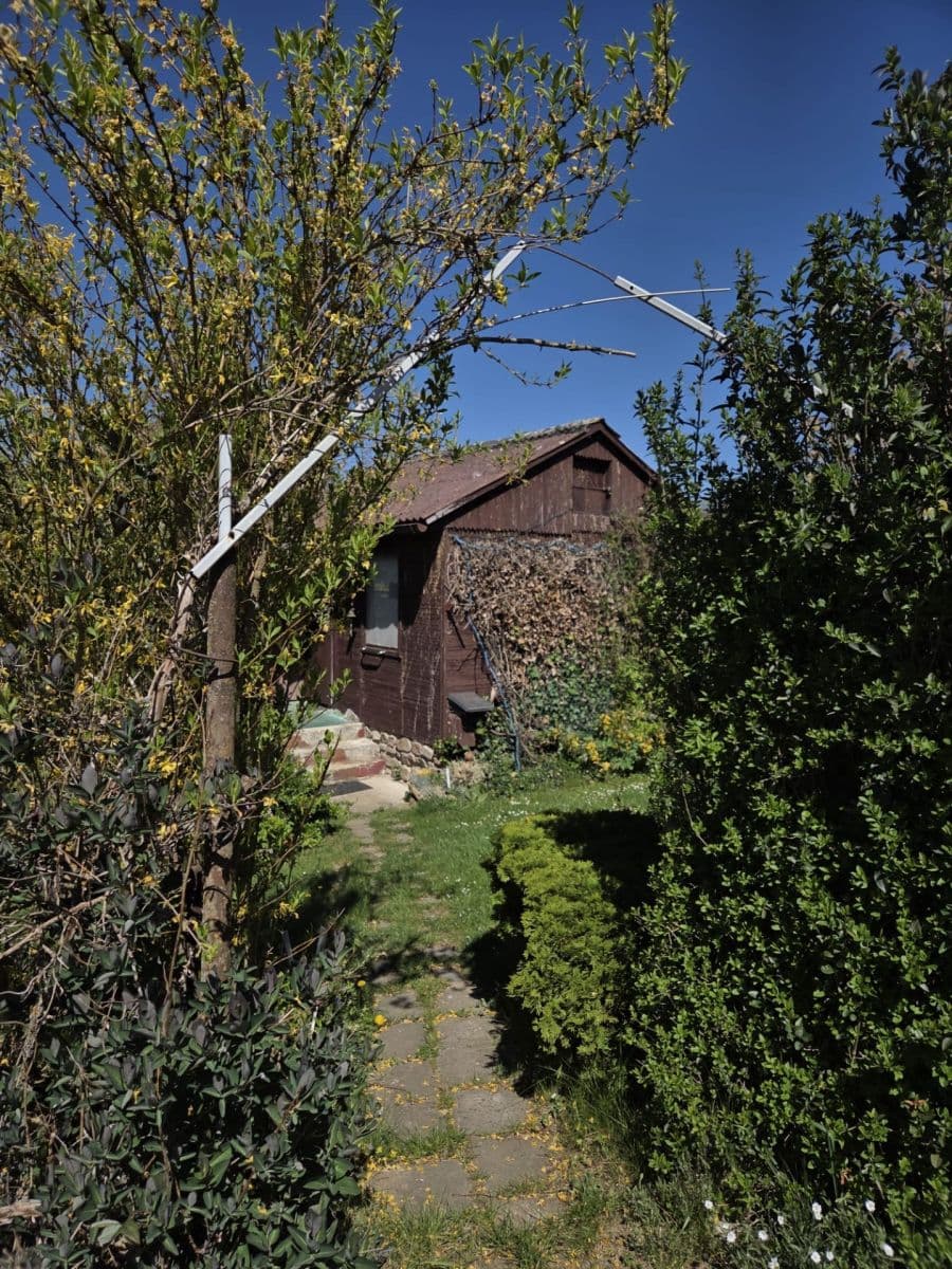 Predaj rekreačného objektu 16 m², pozemek 360 m², U Martínka, Písek, Jihočeský kraj Predaj rekreačného objektu 16 m², pozemek 360 m², U Martínka, Písek, Jihočeský kraj