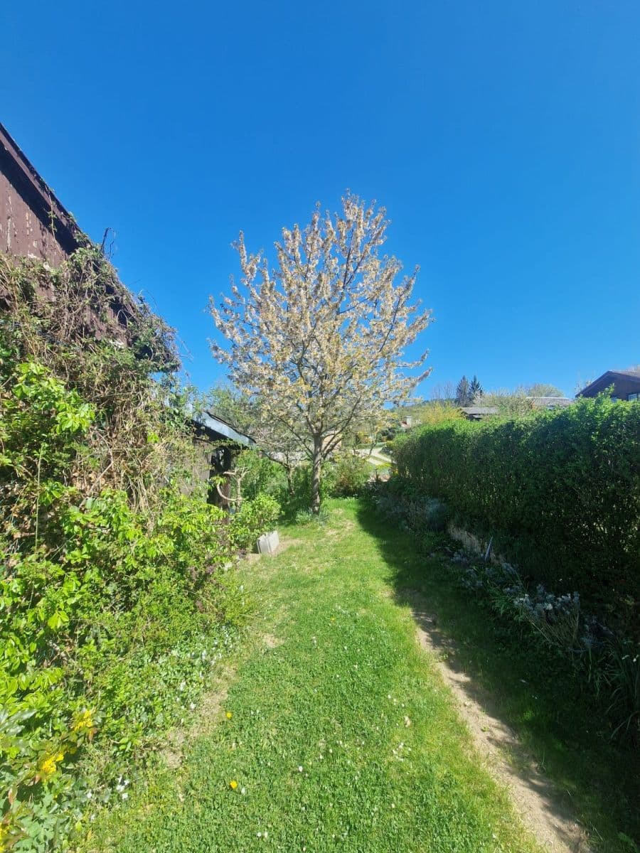 Predaj rekreačného objektu 16 m², pozemek 360 m², U Martínka, Písek, Jihočeský kraj Predaj rekreačného objektu 16 m², pozemek 360 m², U Martínka, Písek, Jihočeský kraj