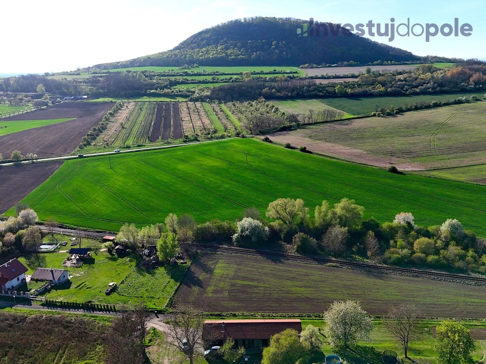 Predaj pozemku 2.552 m², Ctiněves, Ústecký kraj Predaj pozemku 2.552 m², Ctiněves, Ústecký kraj
