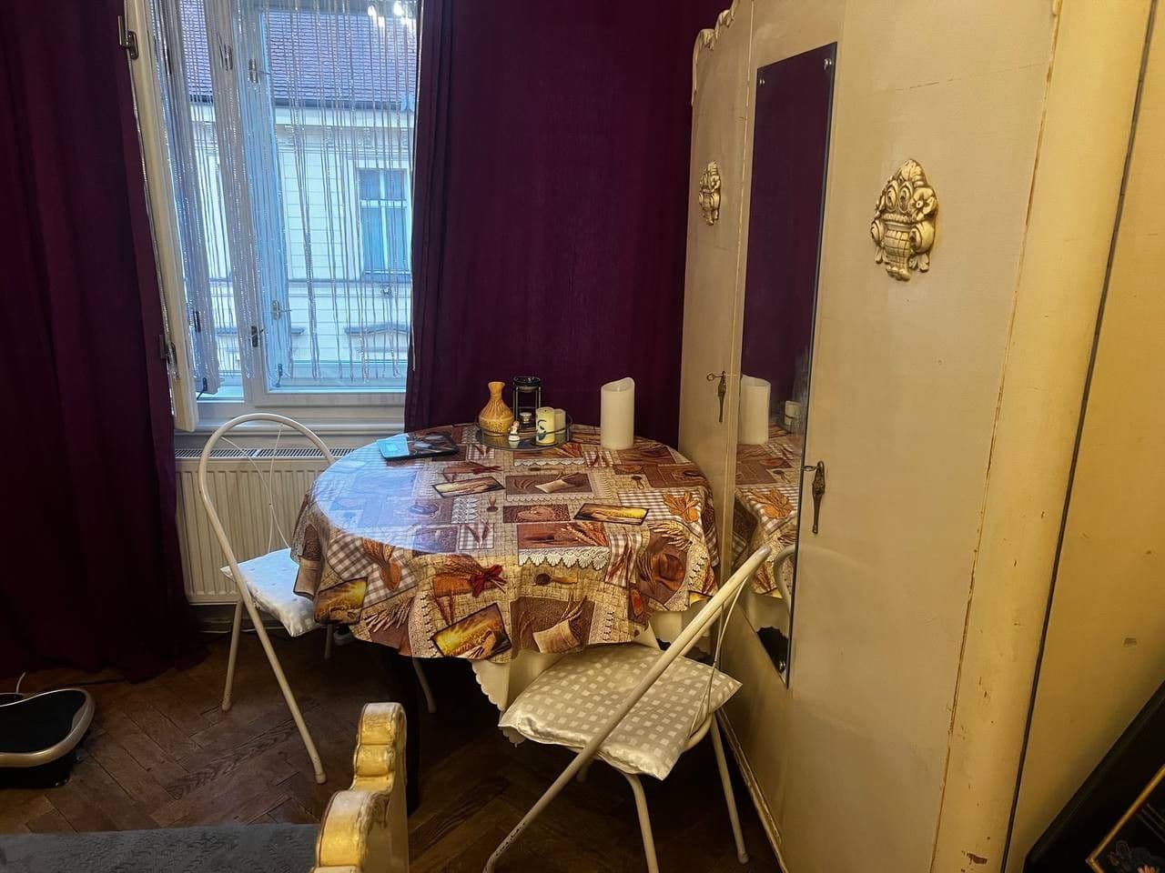 Prenájom bytu 2-izbový 56 m², Žitná, Praha, Praha Prenájom bytu 2-izbový 56 m², Žitná, Praha, Praha