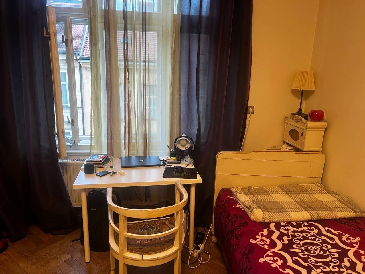 Prenájom bytu 2-izbový 56 m², Žitná, Praha, Praha Prenájom bytu 2-izbový 56 m², Žitná, Praha, Praha