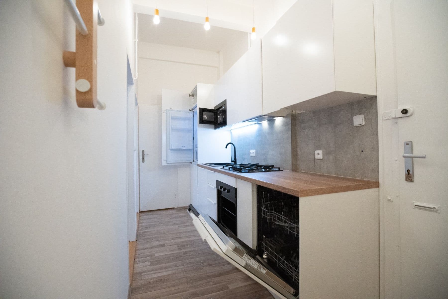 Prenájom bytu 2-izbový 48 m², Žerotínova, Praha, Praha Prenájom bytu 2-izbový 48 m², Žerotínova, Praha, Praha