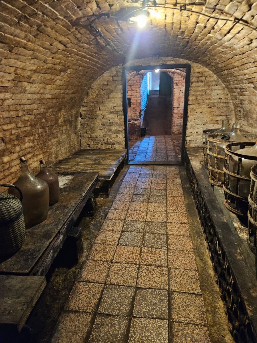 Predaj nebytového priestoru 141 m², Rovná, Mutěnice, Jihomoravský kraj Predaj nebytového priestoru 141 m², Rovná, Mutěnice, Jihomoravský kraj