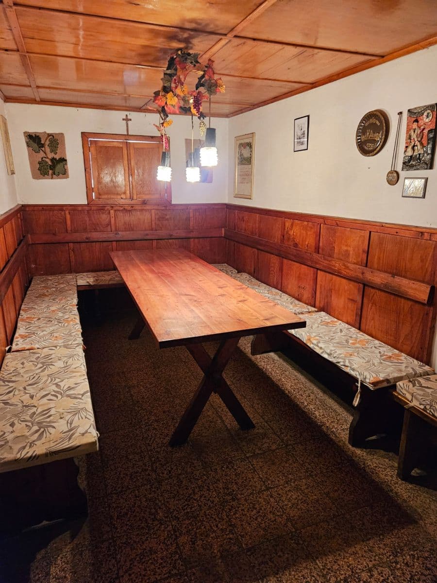 Predaj nebytového priestoru 141 m², Rovná, Mutěnice, Jihomoravský kraj Predaj nebytového priestoru 141 m², Rovná, Mutěnice, Jihomoravský kraj