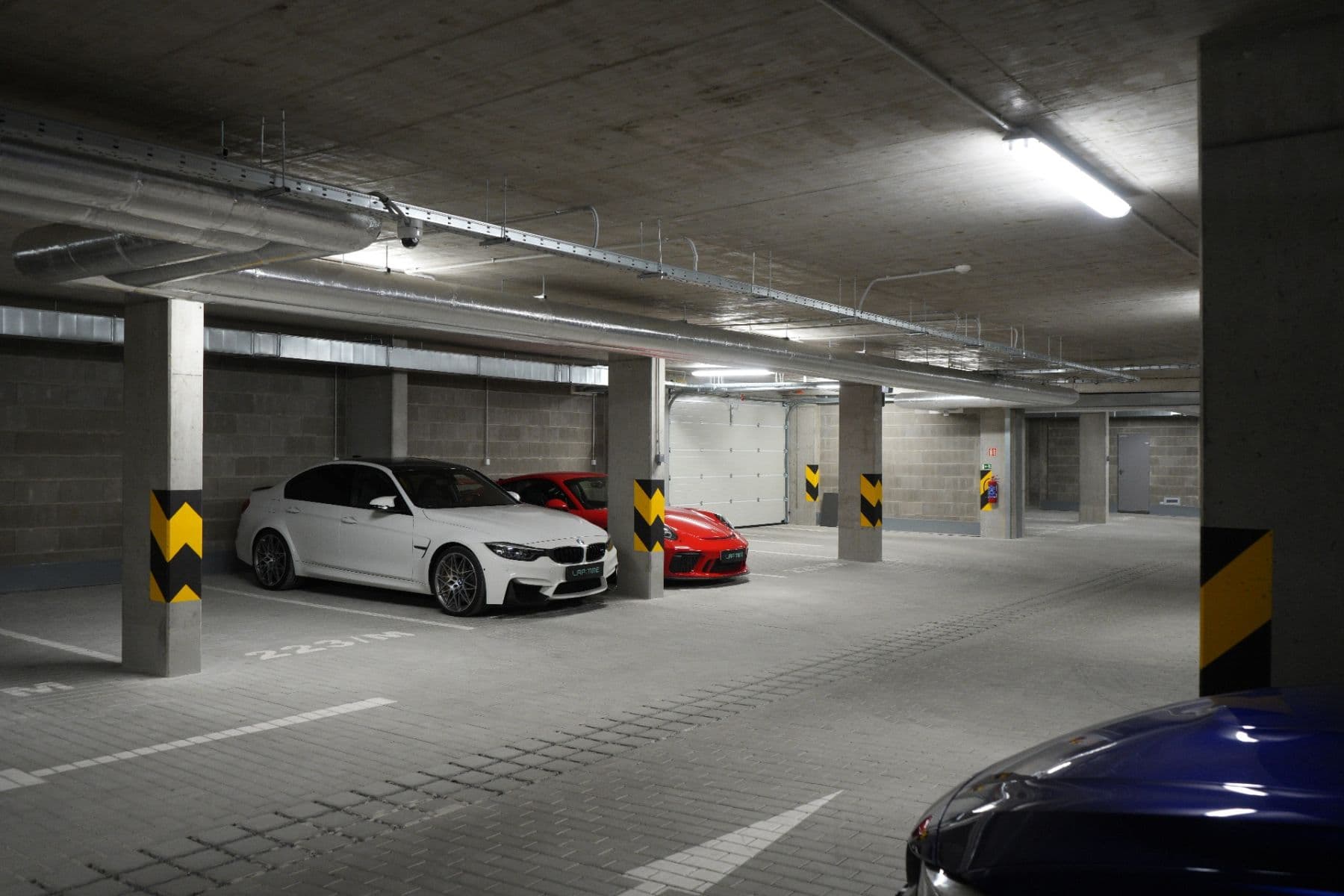 Prenájom garáže 15 m², Praha, Praha Prenájom garáže 15 m², Praha, Praha