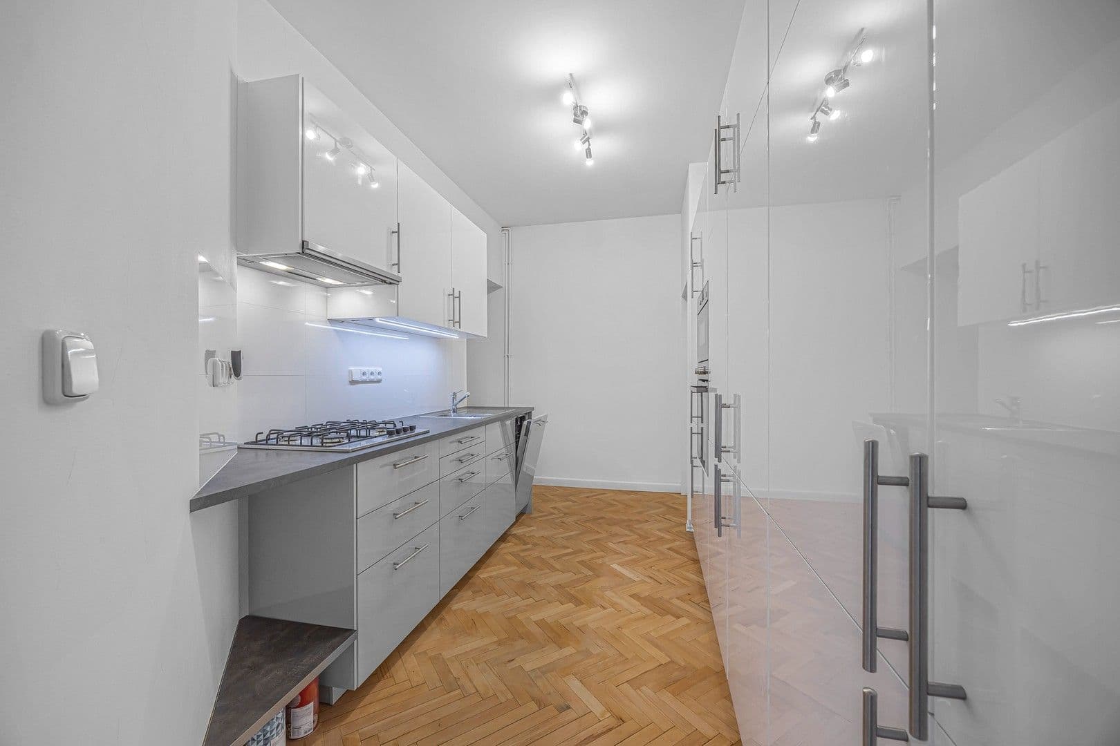 Prenájom bytu 2-izbový 50 m², Přemyslovská, Praha, Praha Prenájom bytu 2-izbový 50 m², Přemyslovská, Praha, Praha