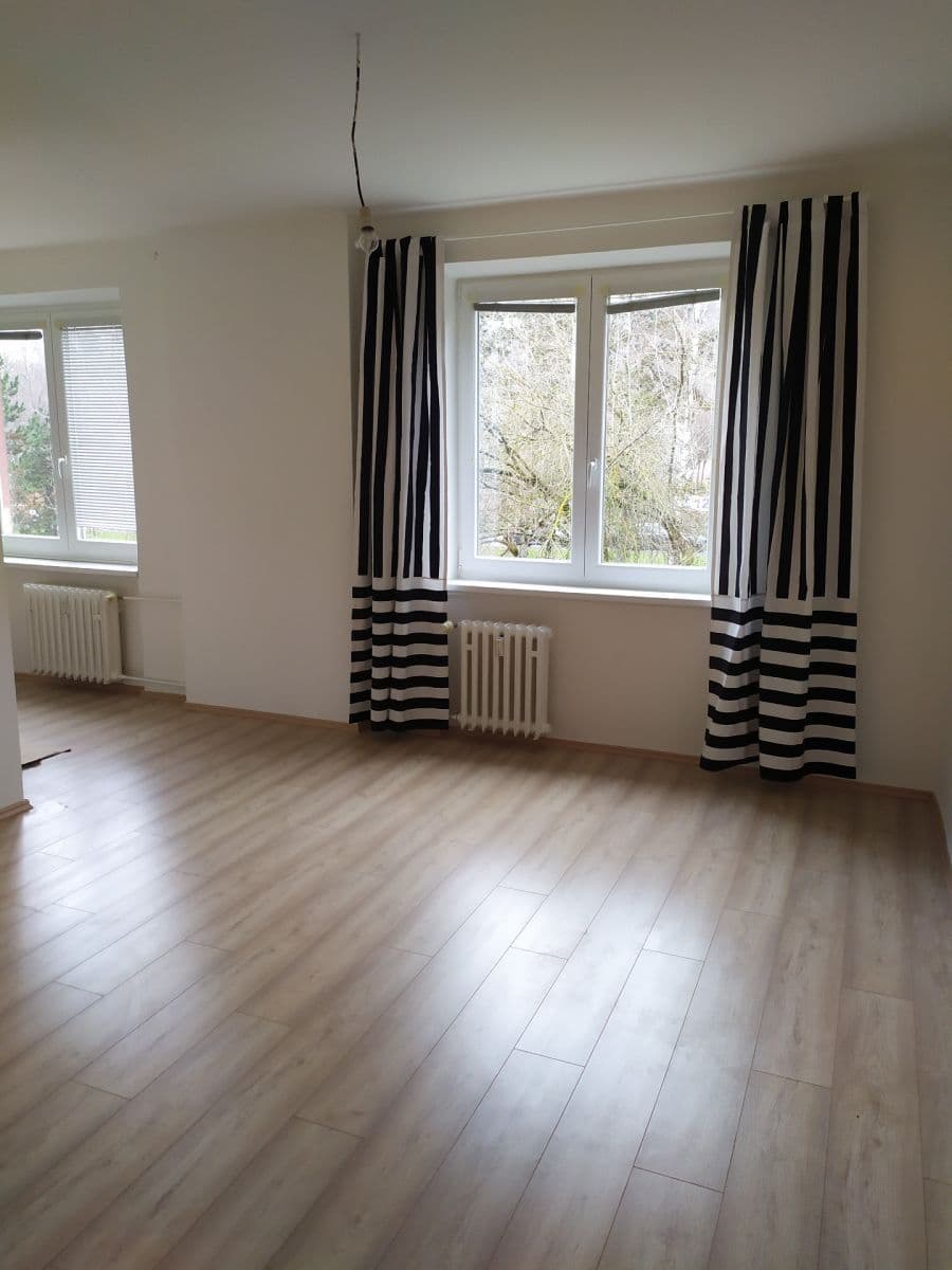 Prenájom bytu 2-izbový 55 m², Zelenečská, Praha, Praha Prenájom bytu 2-izbový 55 m², Zelenečská, Praha, Praha