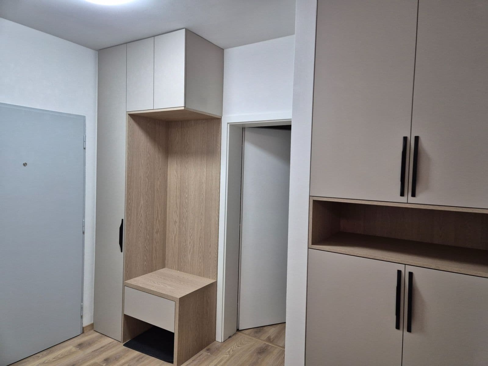 Prenájom bytu 3-izbový 64 m², Sedmokrásková, Marianka, Bratislavský kraj Prenájom bytu 3-izbový 64 m², Sedmokrásková, Marianka, Bratislavský kraj