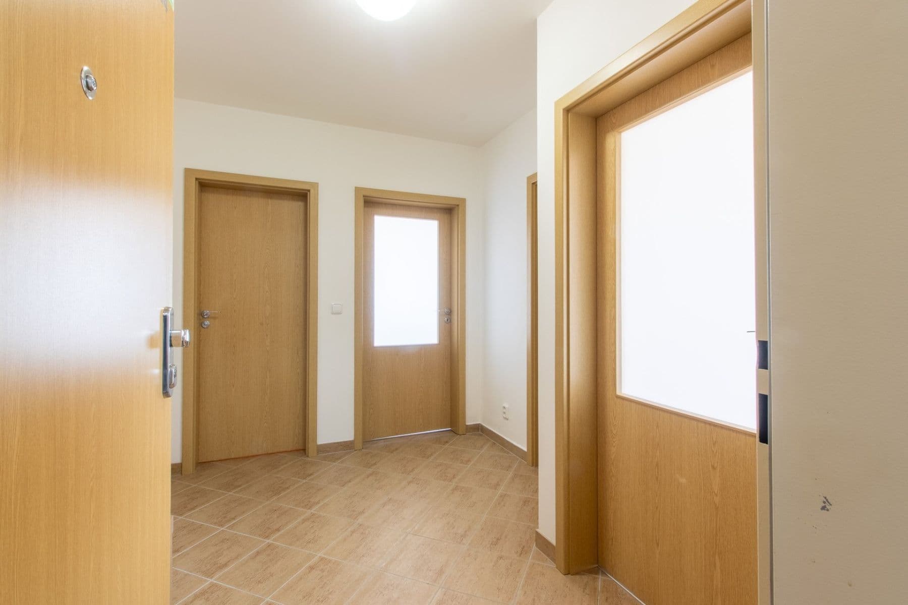 Prenájom bytu 2-izbový 50 m², Pískařská, Praha, Praha Prenájom bytu 2-izbový 50 m², Pískařská, Praha, Praha