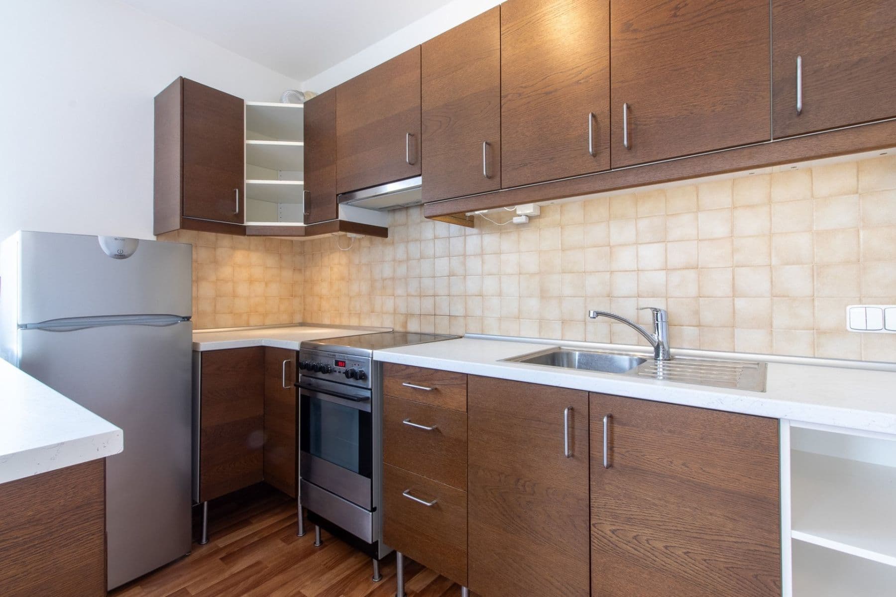Prenájom bytu 2-izbový 50 m², Pískařská, Praha, Praha Prenájom bytu 2-izbový 50 m², Pískařská, Praha, Praha