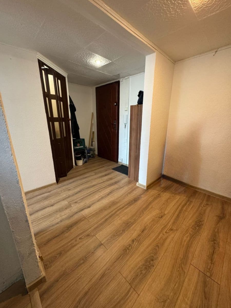 Prenájom bytu 2-izbový 48 m², Žežická, Ústí nad Labem, Ústecký kraj Prenájom bytu 2-izbový 48 m², Žežická, Ústí nad Labem, Ústecký kraj