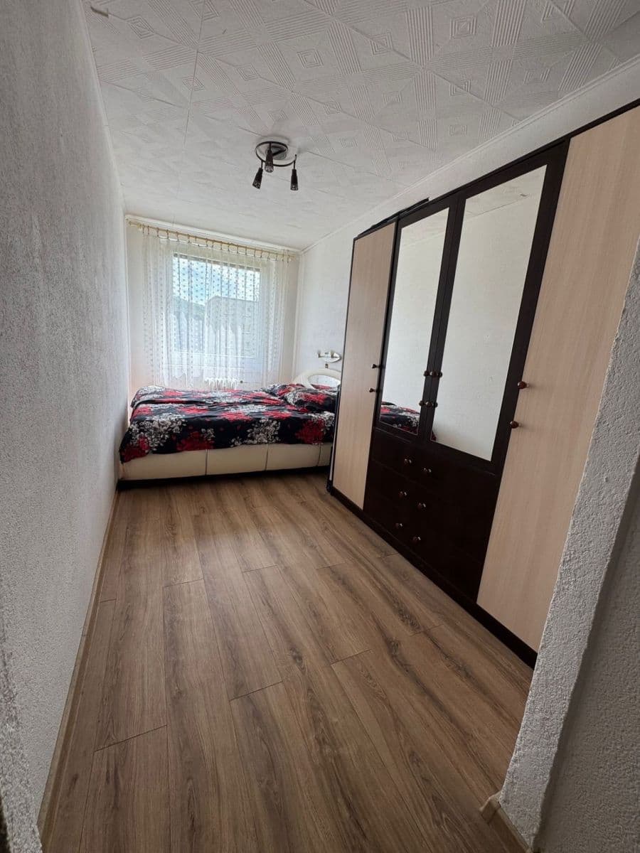 Prenájom bytu 2-izbový 48 m², Žežická, Ústí nad Labem, Ústecký kraj Prenájom bytu 2-izbový 48 m², Žežická, Ústí nad Labem, Ústecký kraj