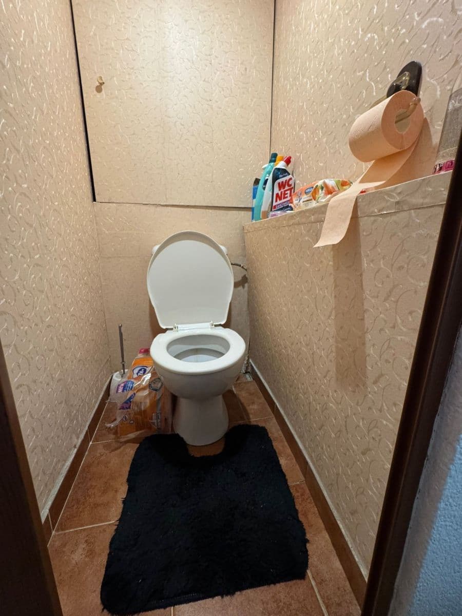 Prenájom bytu 2-izbový 48 m², Žežická, Ústí nad Labem, Ústecký kraj Prenájom bytu 2-izbový 48 m², Žežická, Ústí nad Labem, Ústecký kraj