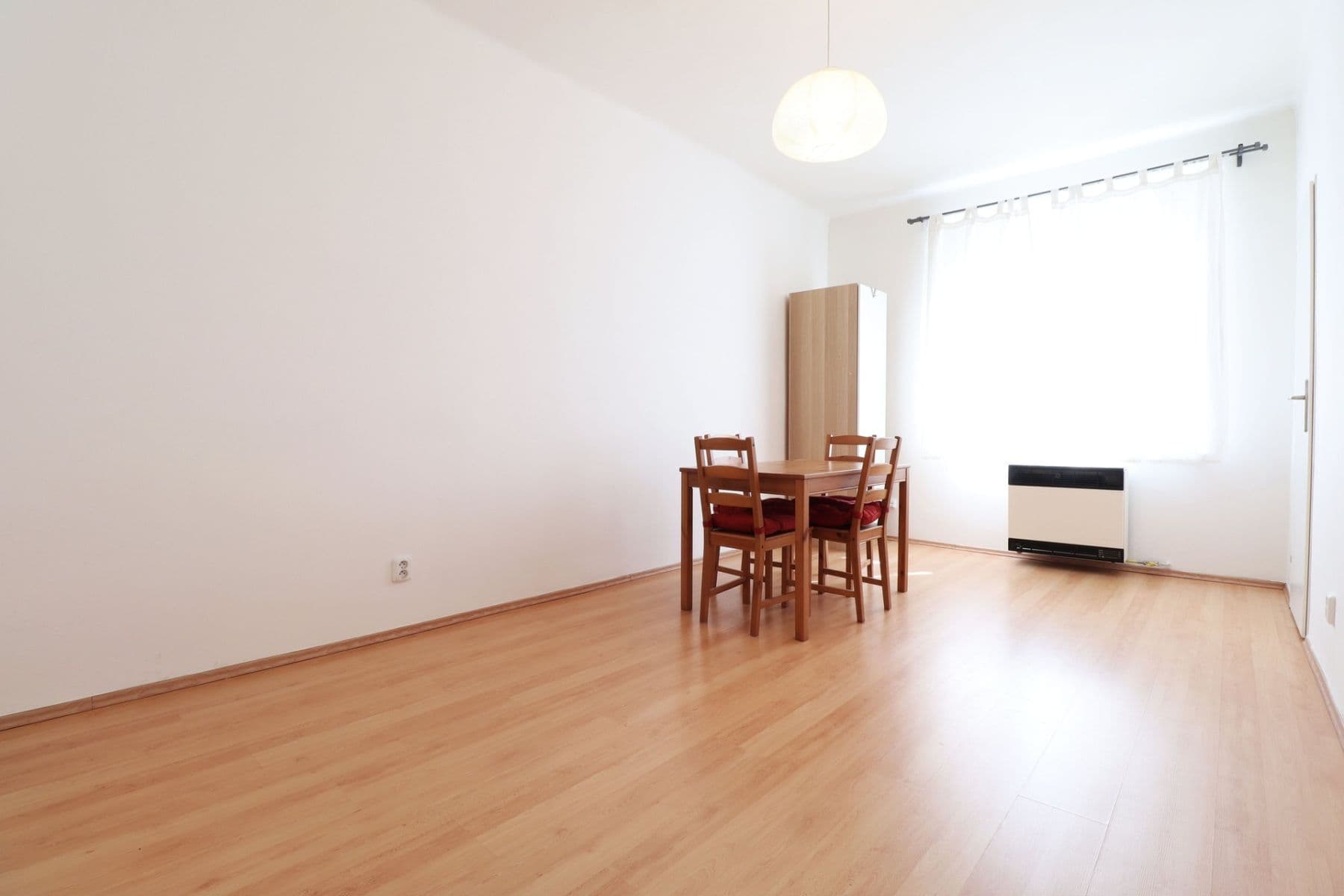 Prenájom bytu 2-izbový 40 m², Buchovcova, Praha, Praha Prenájom bytu 2-izbový 40 m², Buchovcova, Praha, Praha