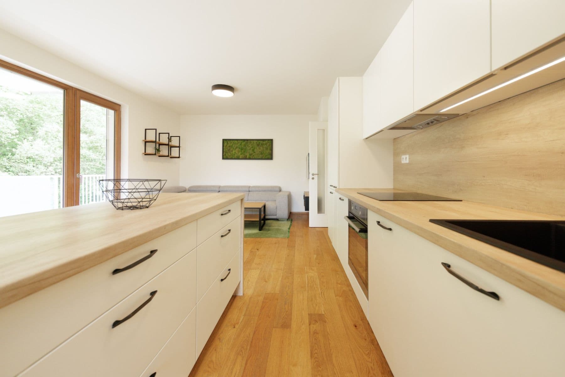 Prenájom bytu 3-izbový 83 m², Naskové, Praha, Praha Prenájom bytu 3-izbový 83 m², Naskové, Praha, Praha