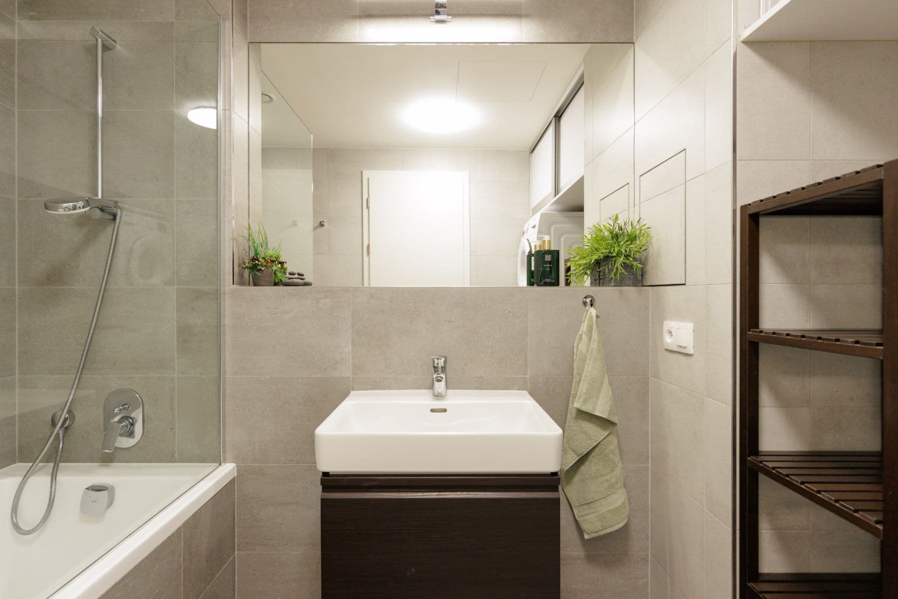 Prenájom bytu 3-izbový 83 m², Naskové, Praha, Praha Prenájom bytu 3-izbový 83 m², Naskové, Praha, Praha